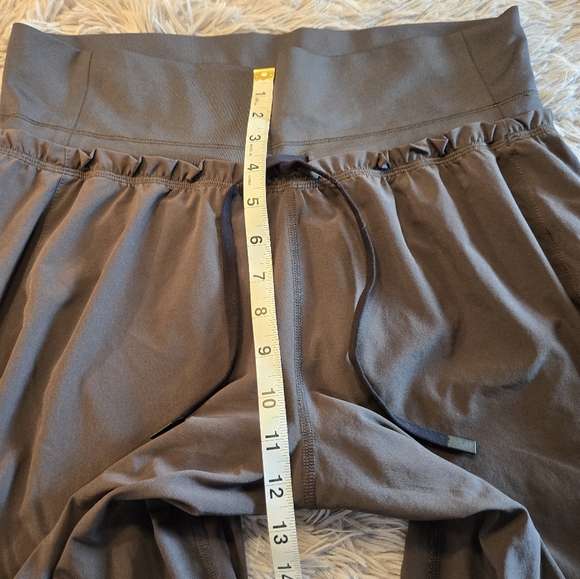 Athleta Pants Size Med - Picture 10 of 16